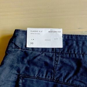 Men’s size 30 American Eagle Navy shorts